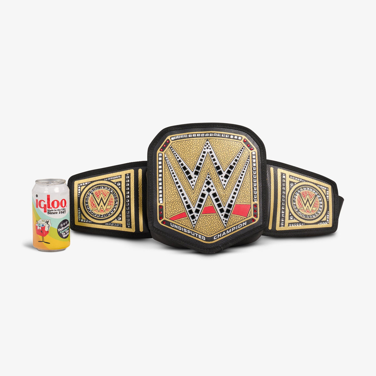undisputed-wwe-championship-fanny-pack-x3 00027856-P.jpg