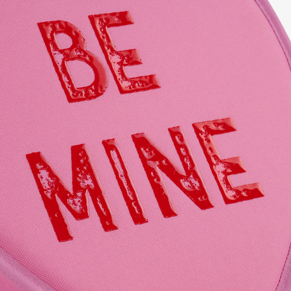 sweethearts-candies-be-mine-cooler-bag-h2 00028028-ART.jpg