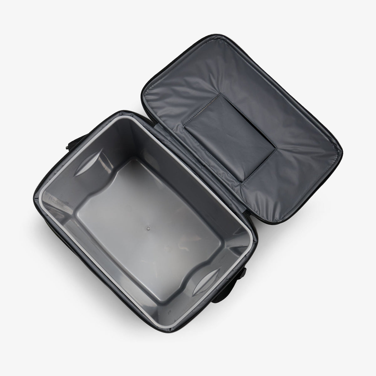 realtree-apx-hlc-28-can-bag-b4 00064354-O2-2025.jpg