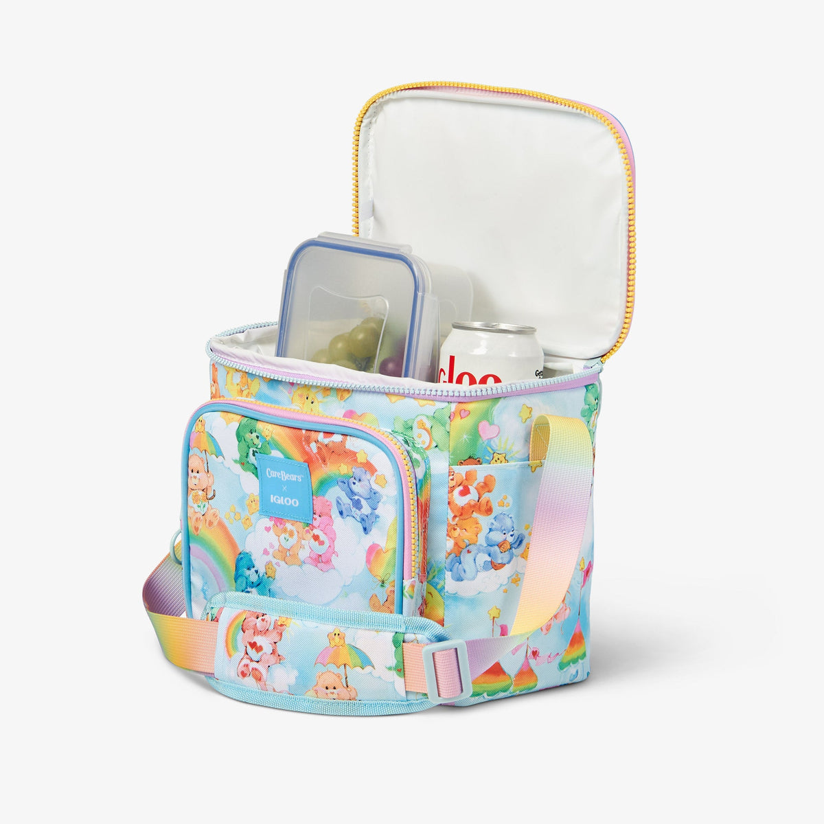the-care-bearstm-clouds-square-lunch-bag-d1 00066102_3.jpg